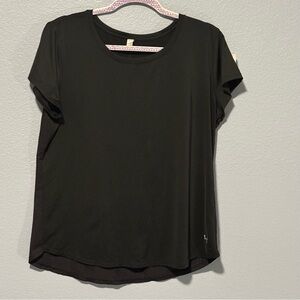 Under Armour Women’s Dri-Fit Athletic Short Sleeve Shirt Black Size XL